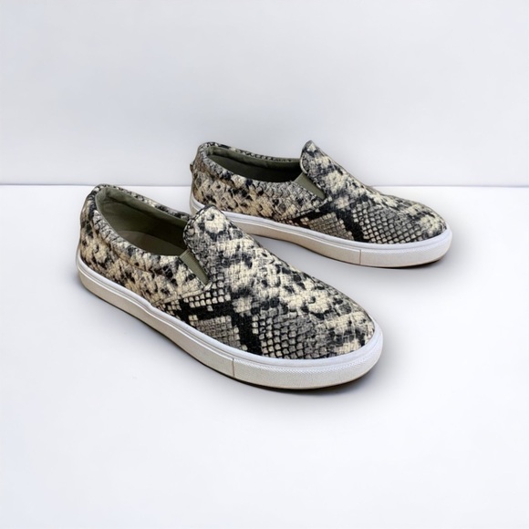 Steve Madden Ecentric Snake Print Slip On Comfort Walking Sneakers Size 8.5 - Picture 1 of 11